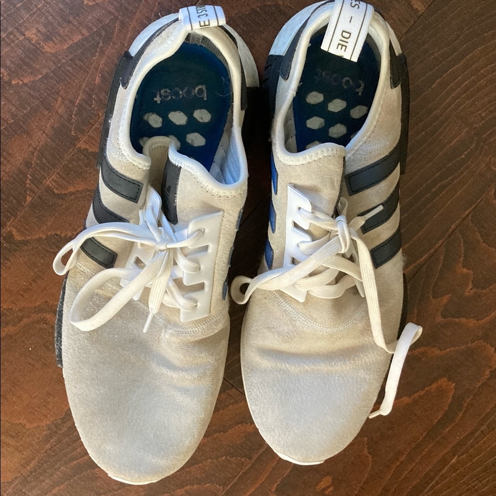 ADIDAS. EUC. Make an offer!